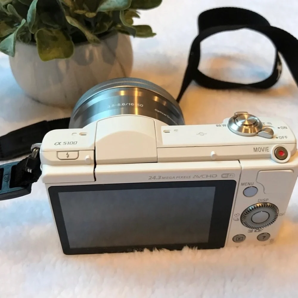New Sony X 5100 Wi-Fi Camera